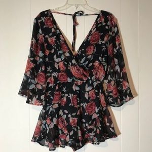 Band of Gypsies Floral Ronper w Bell Sleeves, S